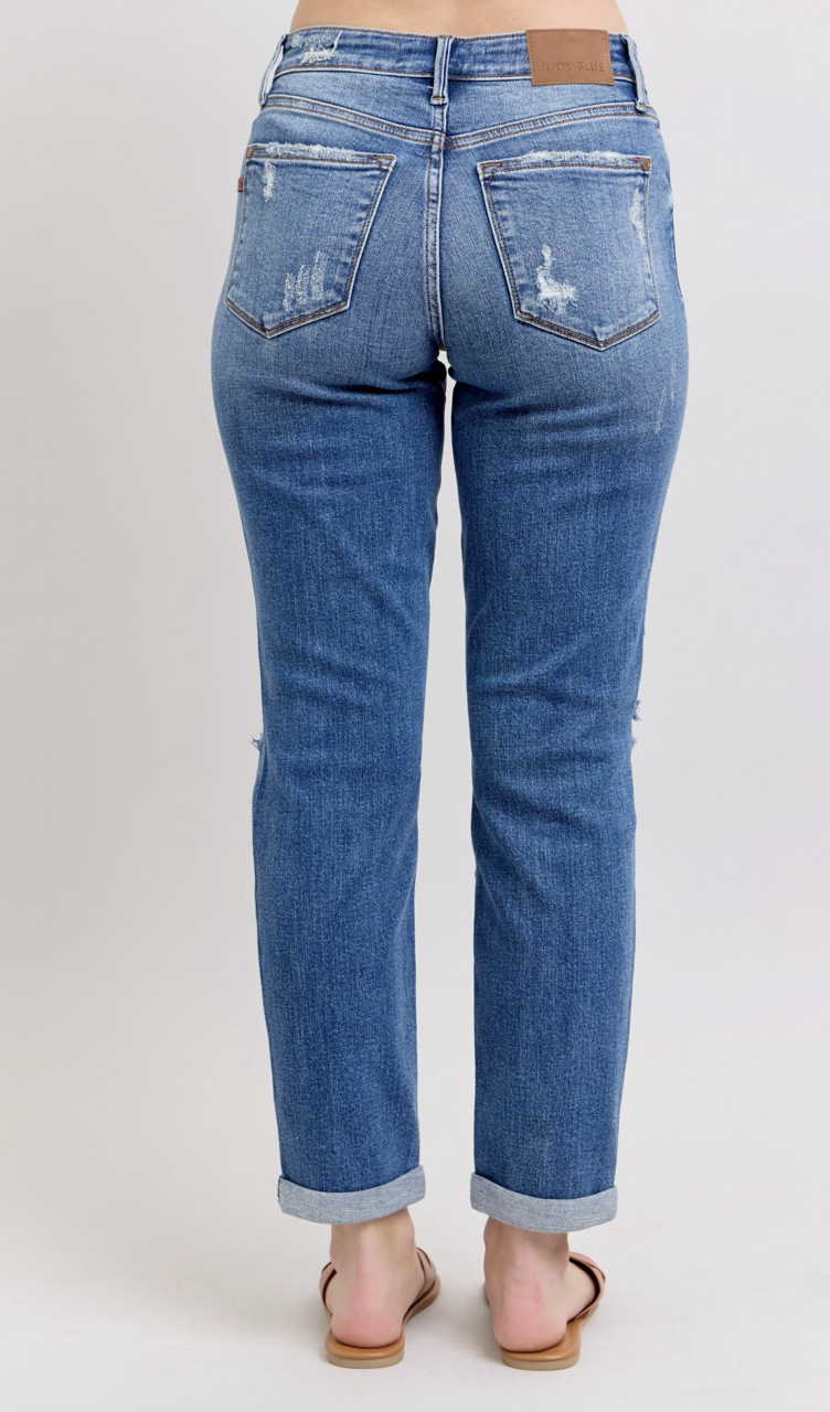 JUDY BLUE MID-RISE Boyfriend Fit W/ Destroy