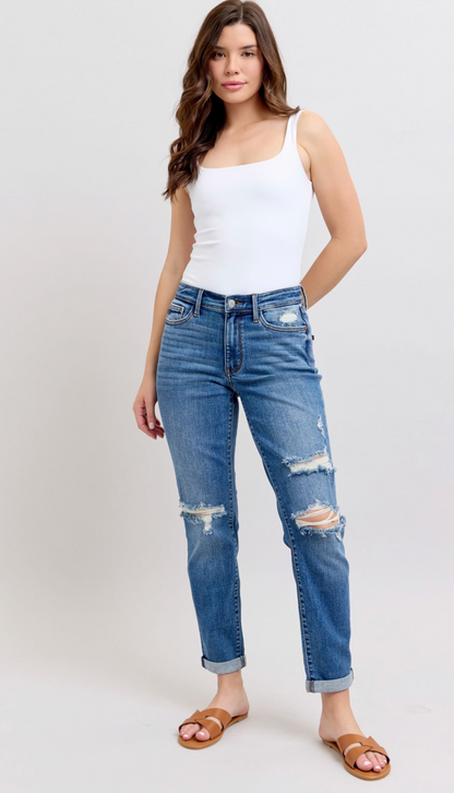 JUDY BLUE MID-RISE Boyfriend Fit W/ Destroy