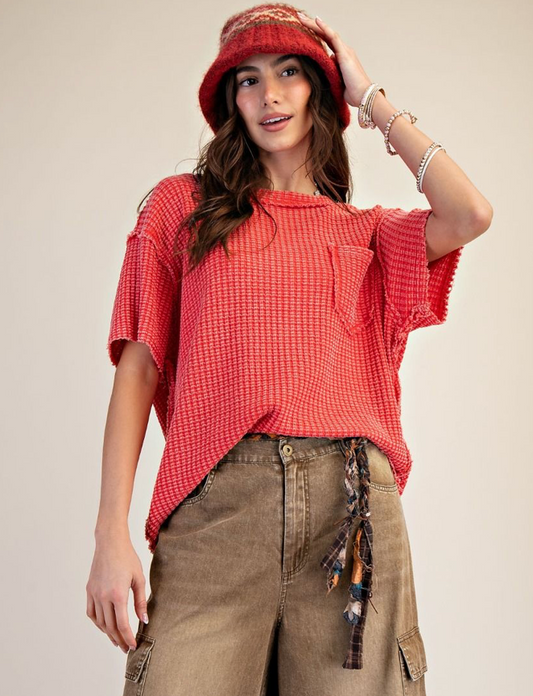 RED WASHED WAFFLE SHORT SLEEVE TOP